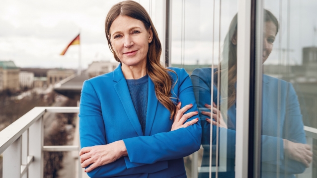 Susanne Kunz, OWM: "Wir müssen die Signale ernst nehmen" - Susanne Kunz ist seit dem 1. März 2021 Geschäftsführerin der Organisation Werbungtreibende im Markenverband (OWM) in Berlin - Quelle: Jonas Friedrich